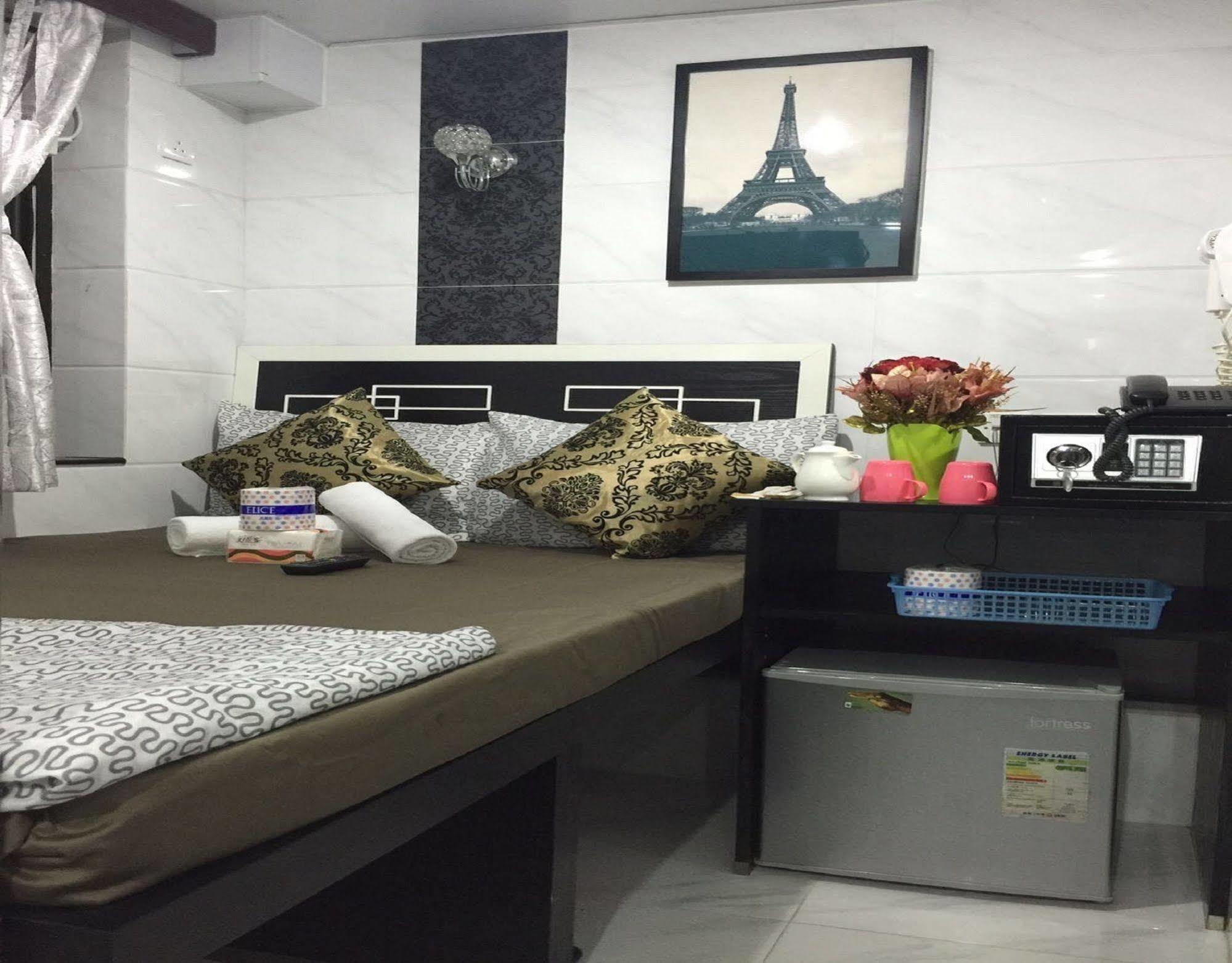 Skylark Hostel Hongkong Exteriör bild